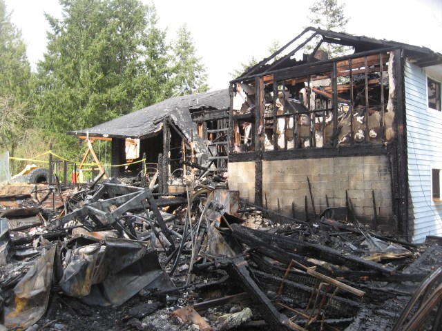 Fire, Graham, Kloss, 4.26.11, IMG_1018