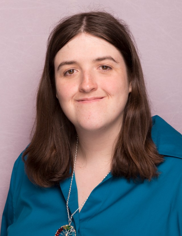 gayle-headshot-103-best-10-11-16