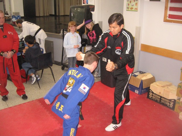 expo-uta-master-george-head-chop-img_0455